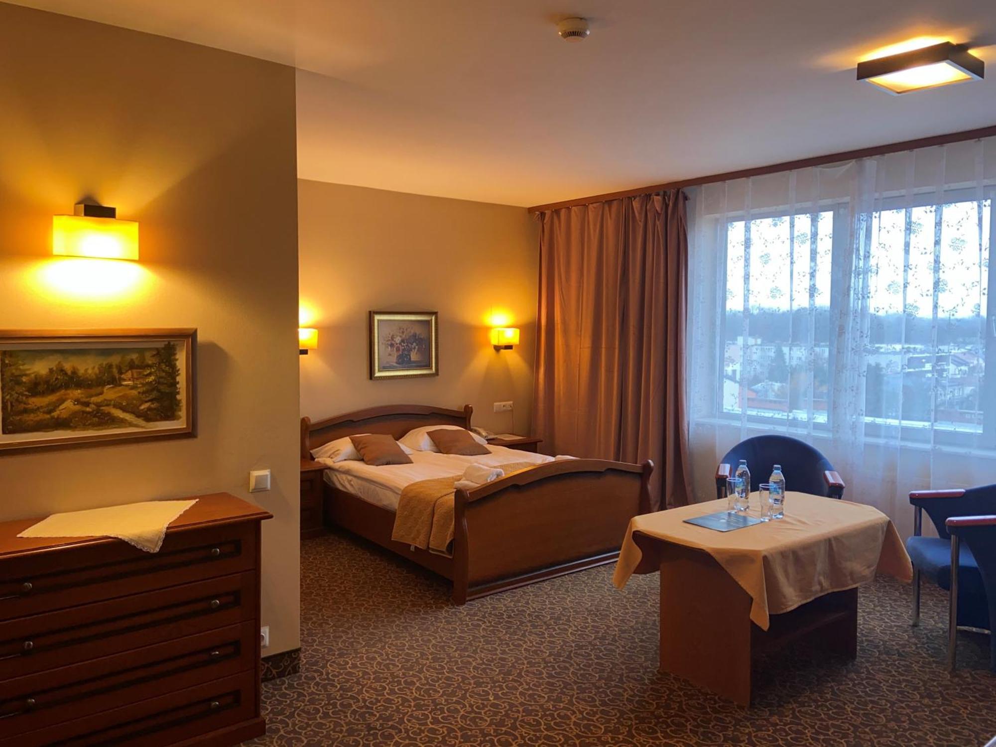 Hotel Partner Mińsk Mazowiecki المظهر الخارجي الصورة