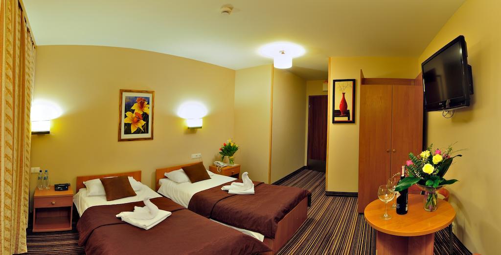 Hotel Partner Mińsk Mazowiecki الغرفة الصورة