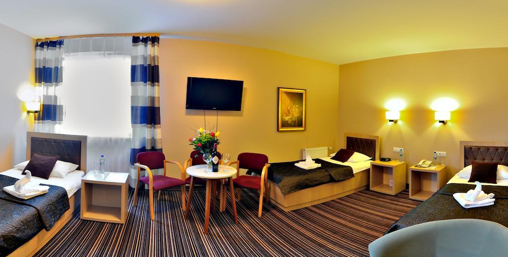 Hotel Partner Mińsk Mazowiecki المظهر الخارجي الصورة