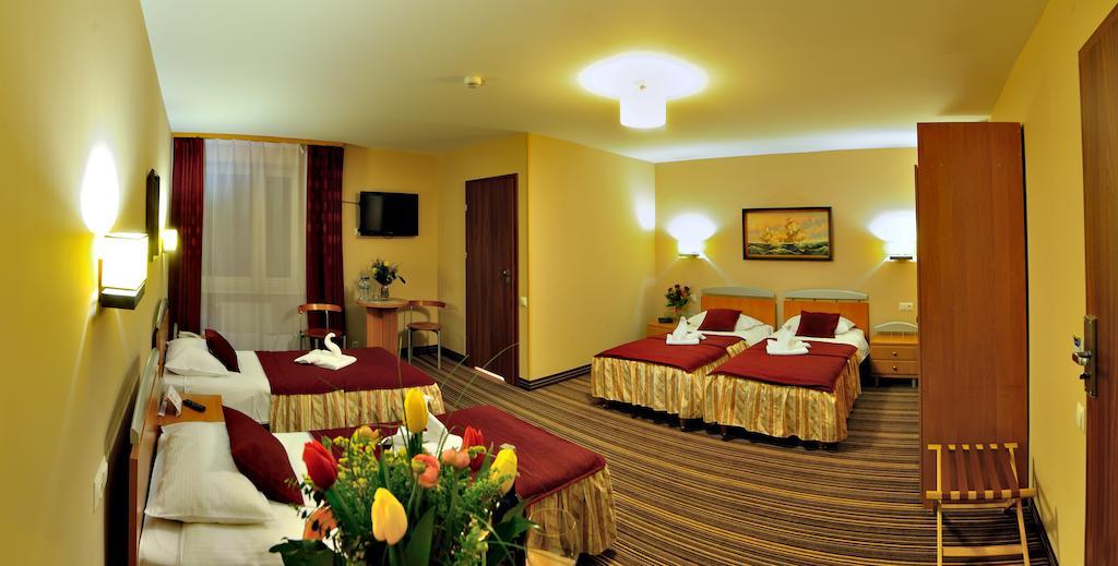 Hotel Partner Mińsk Mazowiecki الغرفة الصورة